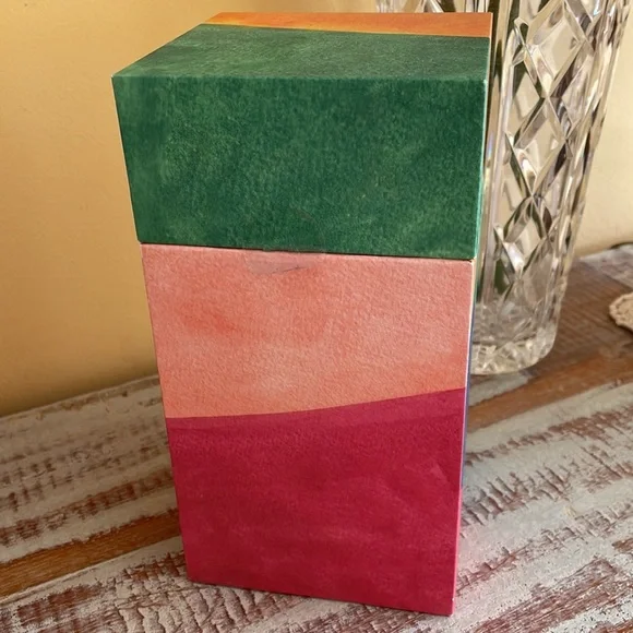 Sezane Art Box. - Picture 3 of 9